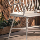 Banqueta metálica blanca
