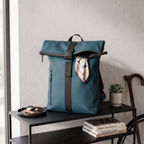 Mochila roll top engomada 29L